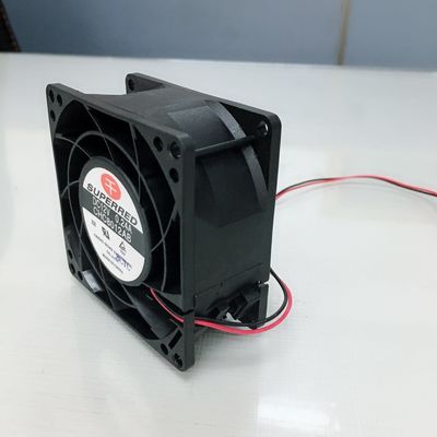 De Gecontroleerde Ventilator van IP67 8038 PWM met Hoogte - kwaliteit voor het Ventileren